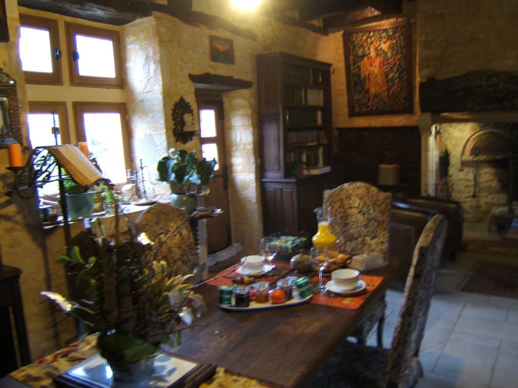 Gites Des 3 Vallees Salignac Eyvigues Zewnętrze zdjęcie