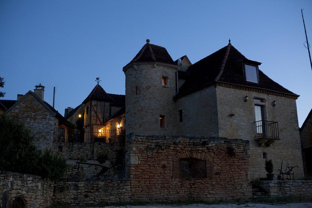 Gites Des 3 Vallees Salignac Eyvigues Zewnętrze zdjęcie