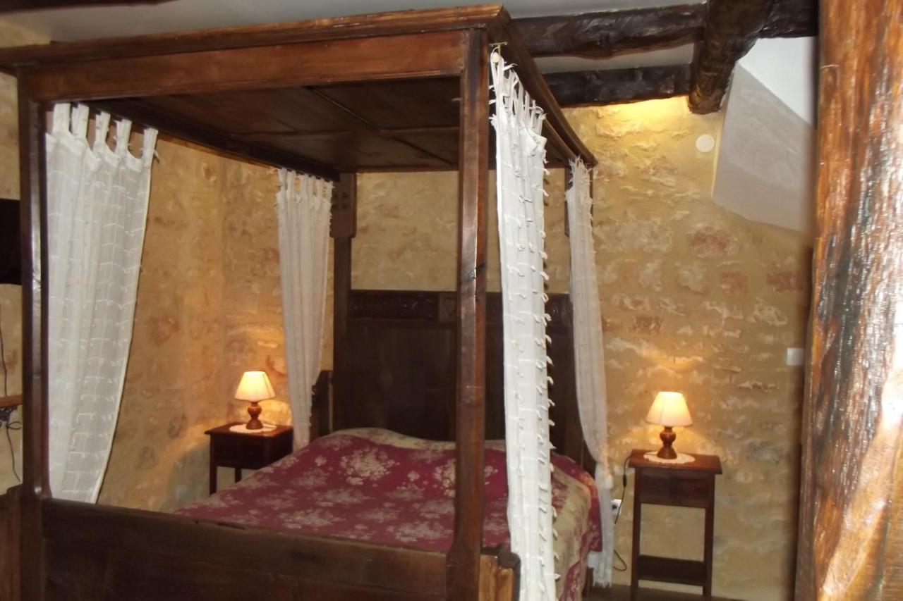 Gites Des 3 Vallees Salignac Eyvigues Zewnętrze zdjęcie